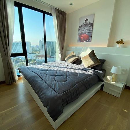 The Astra Luxury Condo In Town 치앙마이 외부 사진