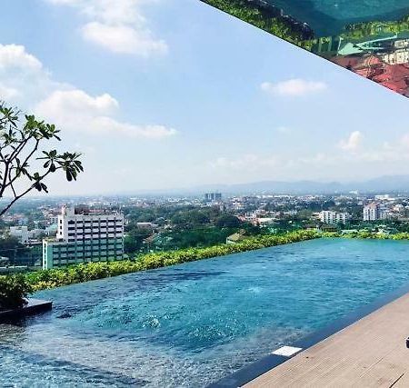 The Astra Luxury Condo In Town 치앙마이 외부 사진