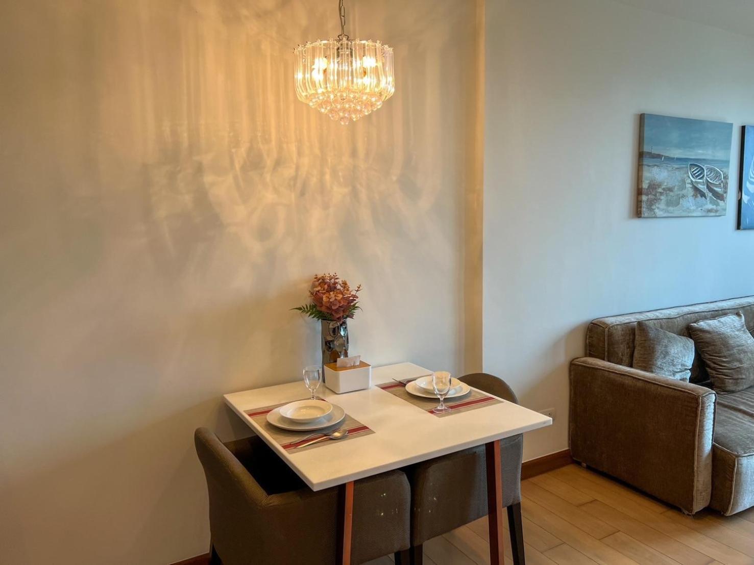 The Astra Luxury Condo In Town 치앙마이 외부 사진