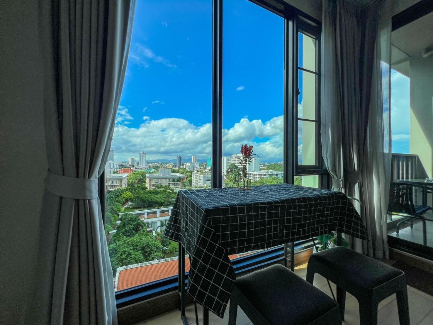 The Astra Luxury Condo In Town 치앙마이 외부 사진