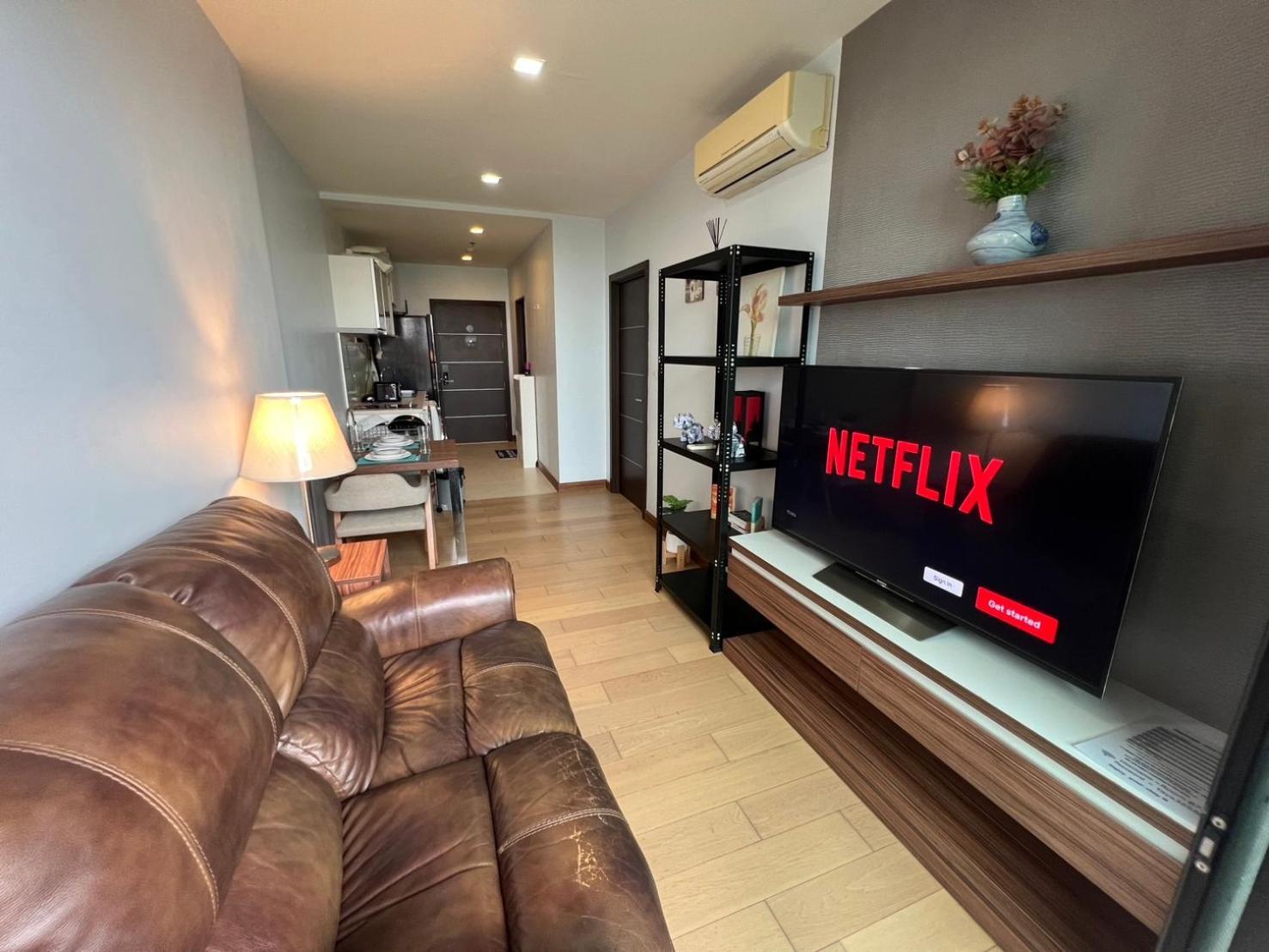 The Astra Luxury Condo In Town 치앙마이 외부 사진