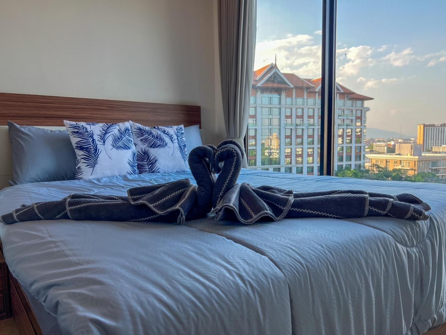 The Astra Luxury Condo In Town 치앙마이 외부 사진