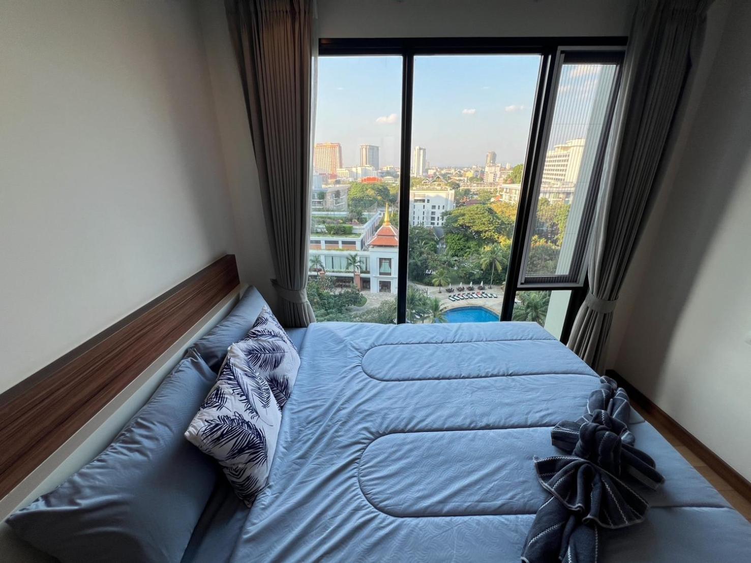 The Astra Luxury Condo In Town 치앙마이 외부 사진